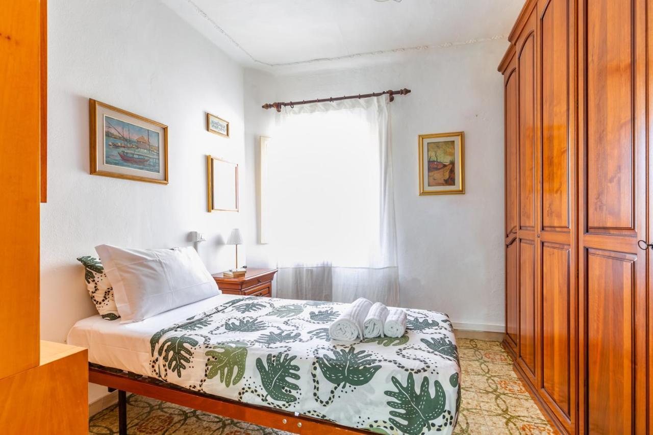 Pisa Airport Comfy Apartment - Private Parking Екстериор снимка